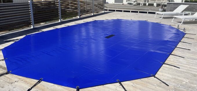 Talvekate aastaringsele aiabasseinile 760×450 cm – kaitseb vett ja basseinipinda talvel