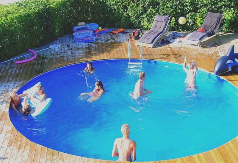 Bassein läbimõõduga 5.5m paigaldatuna terrassi sisse ja aastaringselt kasutatav